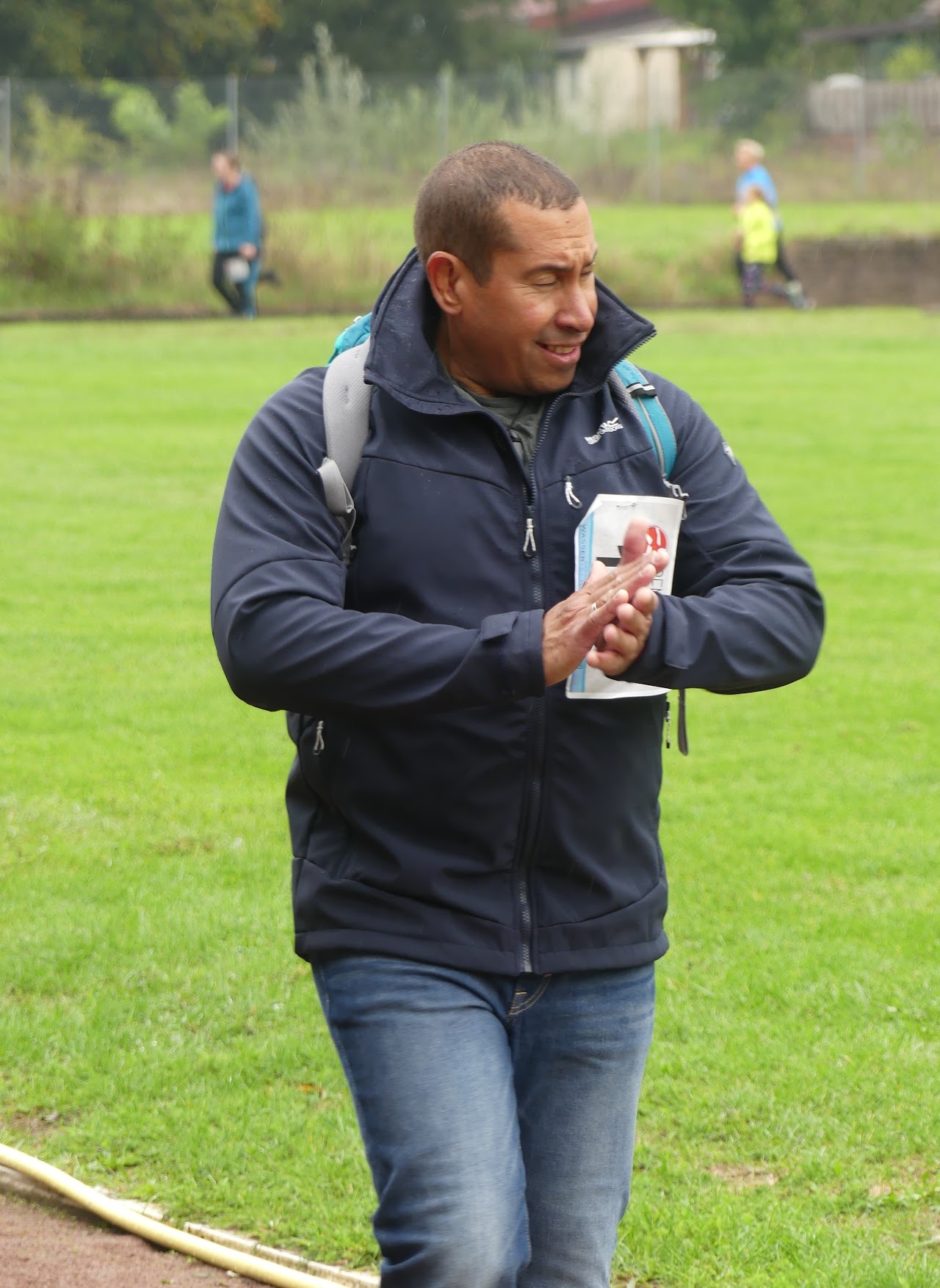 Bild vom 13. Benefizlauf im Jahr 2022. Dies ist das 324. Bild.